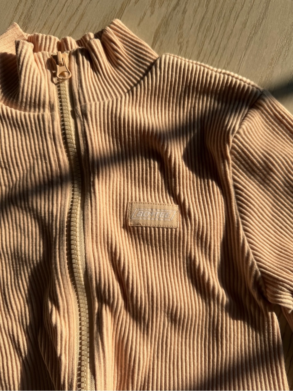NWT Bo+Tee Cropped Ribbed Zip-Up Jacket - Picture 3 of 5